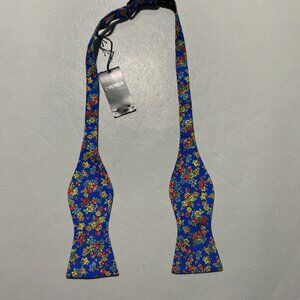 NEW- Daniel Cremieux Bowtie Bow Tie Adjustable Cotton Silk - Blue Floral A113